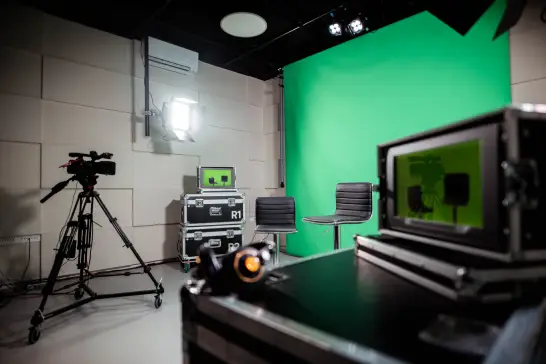 Studio 6